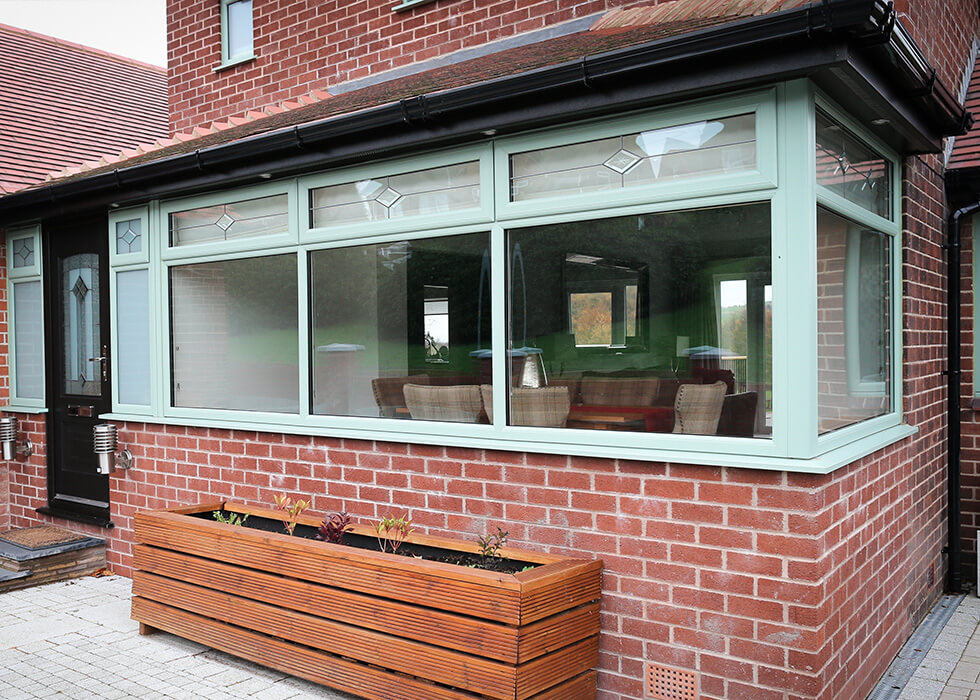 https://stedek.icaal.dev/wp-content/uploads/2018/04/Chartwell-green-uPVC-bay-window.jpg