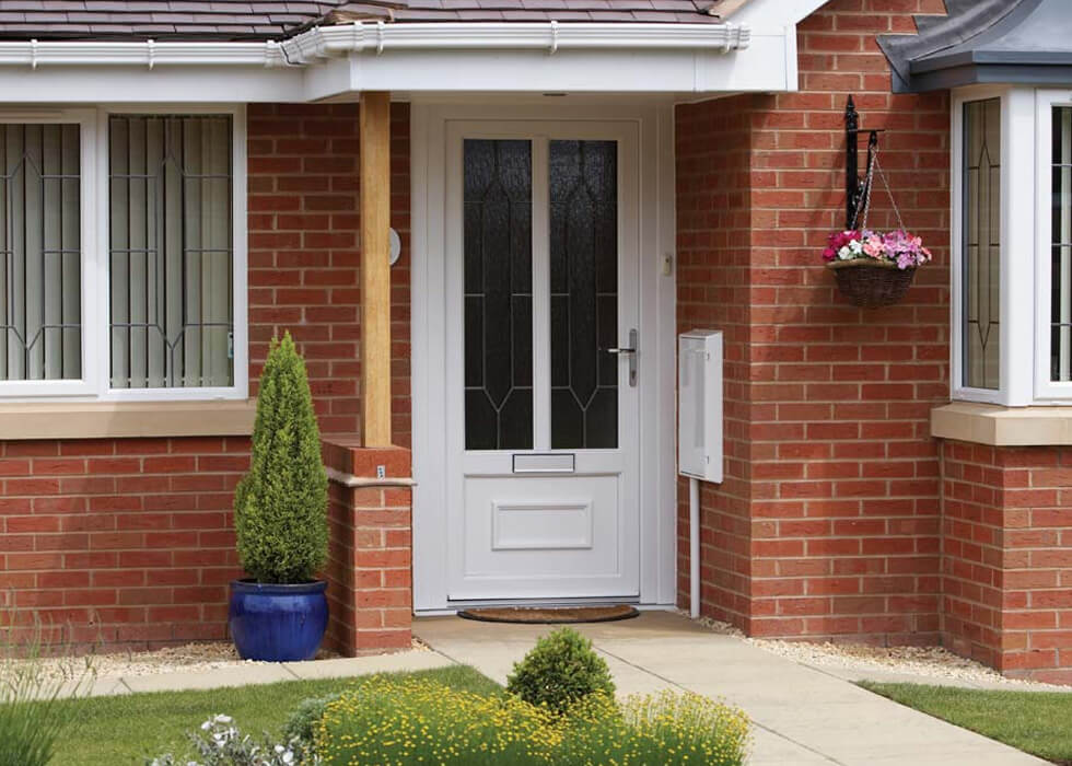 https://stedek.icaal.dev/wp-content/uploads/2018/04/uPVC-entrance-door-with-silver-hardware.jpg