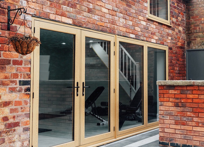 https://stedek.icaal.dev/wp-content/uploads/2023/10/R9-English-Oak-1.jpg